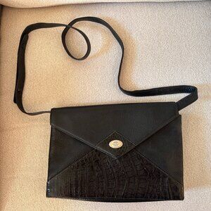 Black Gucci bag